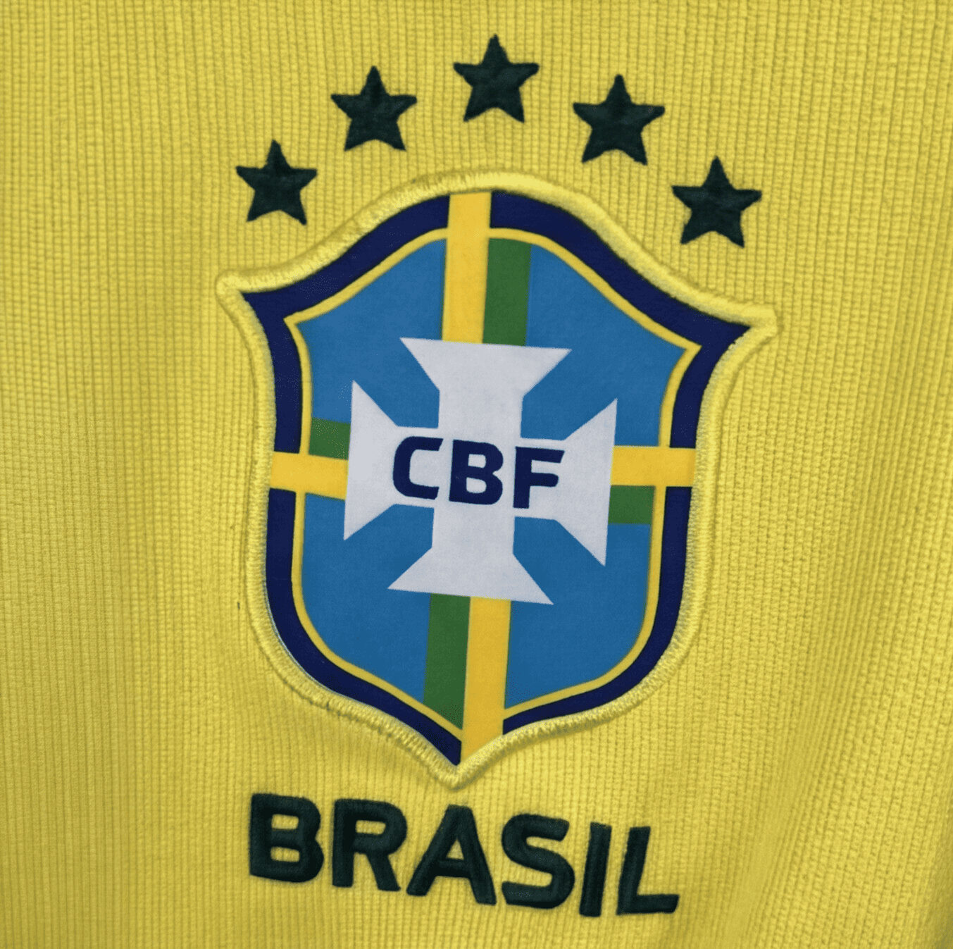 Escudo Bordado